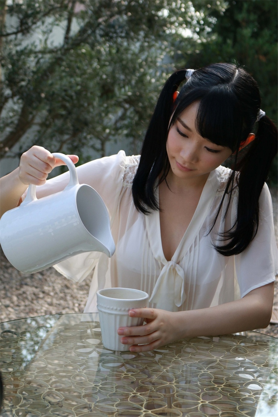 日本90后养眼美女末永みゆ透视装写真图片(第38页)