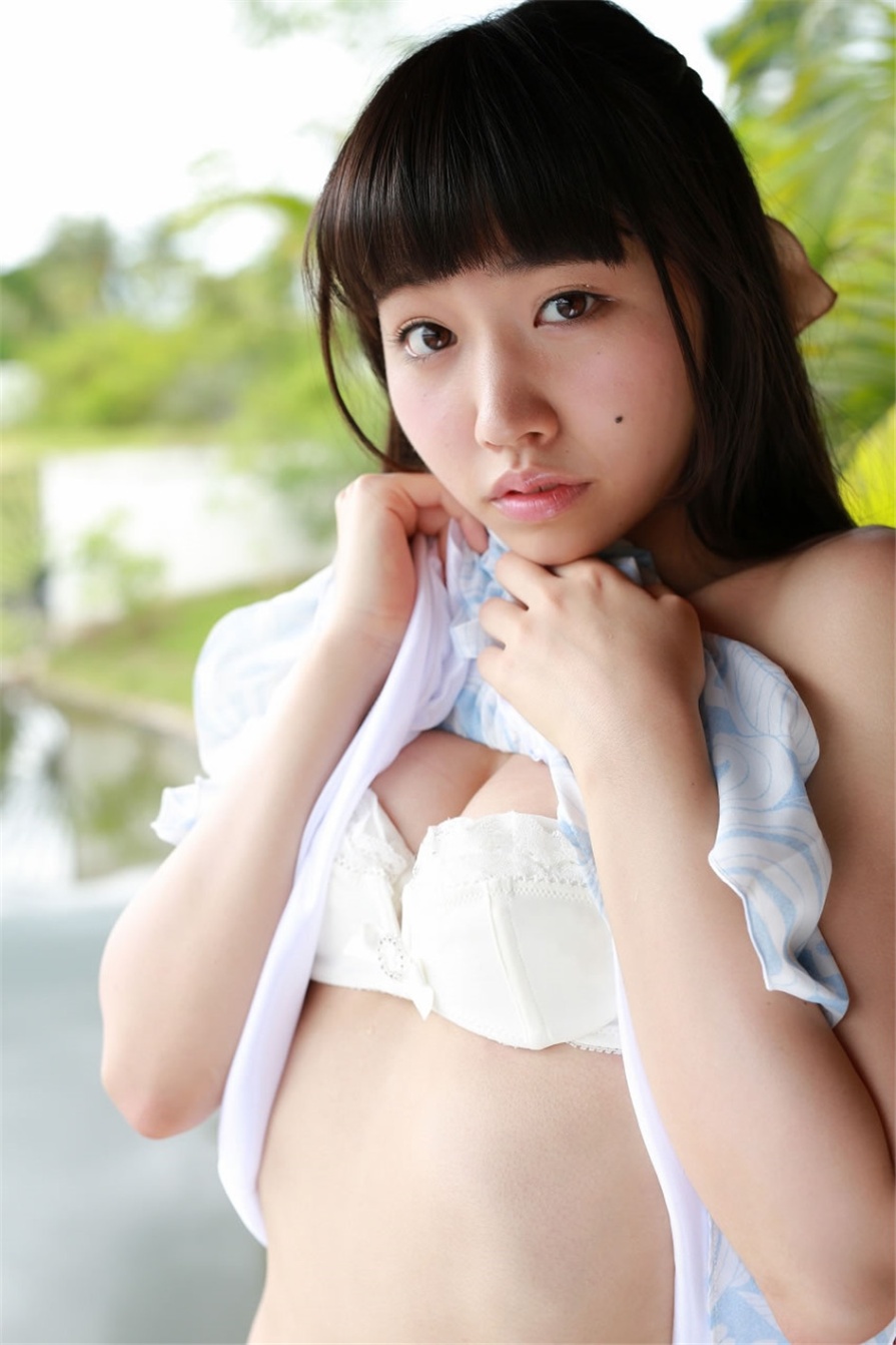 日本美女高岡未來性感内衣照片(第2页)