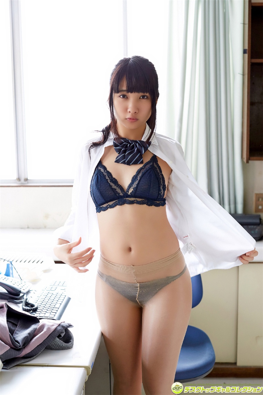 日本美女护士水沢柚乃白色丝袜诱惑写真(第65页)