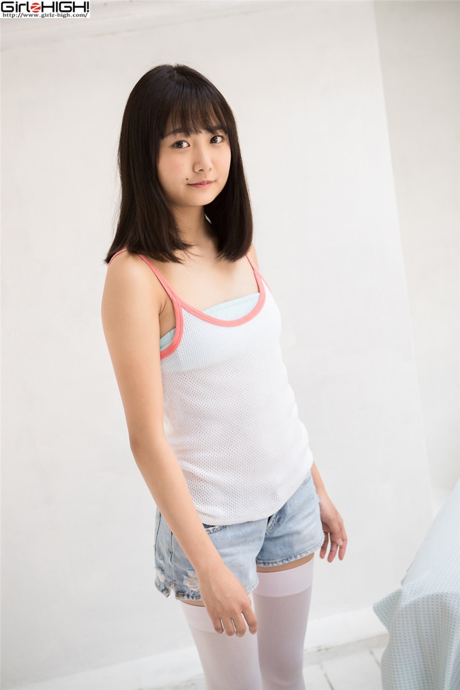 可爱的日本少女西野花恋吊带衫私拍写真图片(第4页)