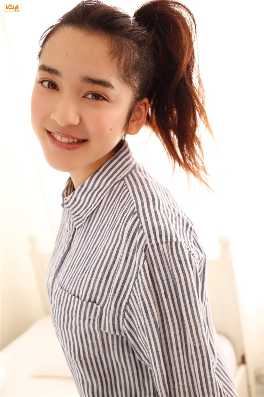 日本美女都丸紗也華巨乳私拍高清图片(第29页)