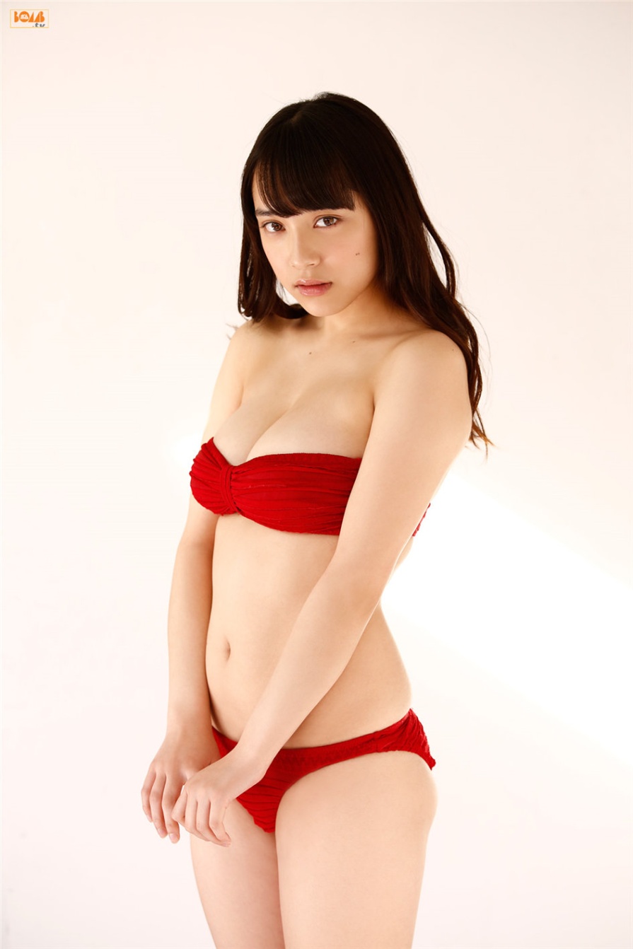 日本美女都丸紗也華巨乳私拍高清图片(第37页)