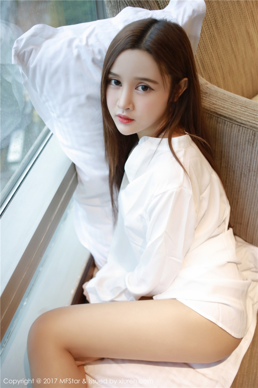 养眼美女姗姗长发大尺度美乳私拍(第35页)