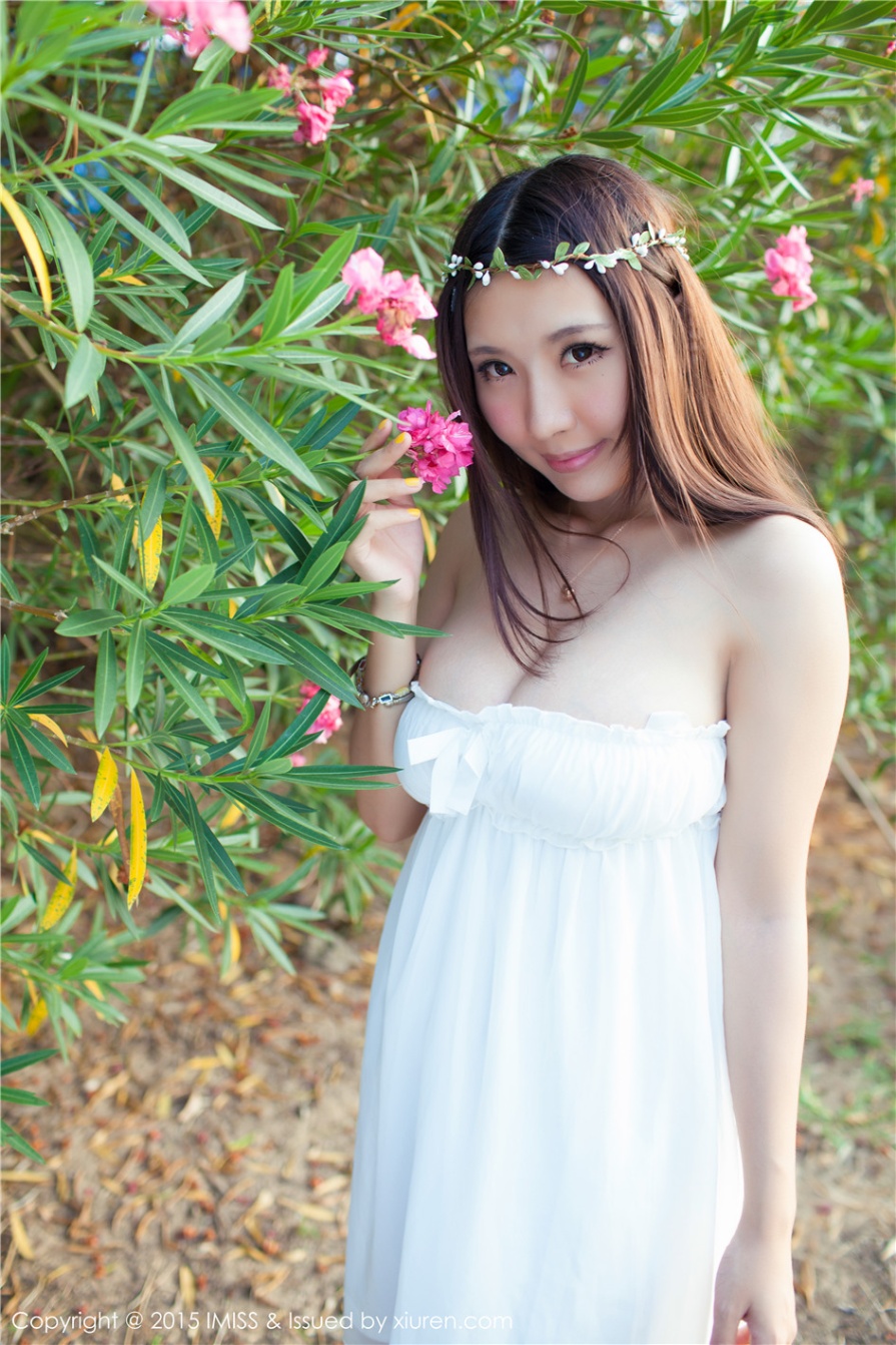 童颜巨乳晓茜sunny沙滩泳装大尺度写真(第19页)