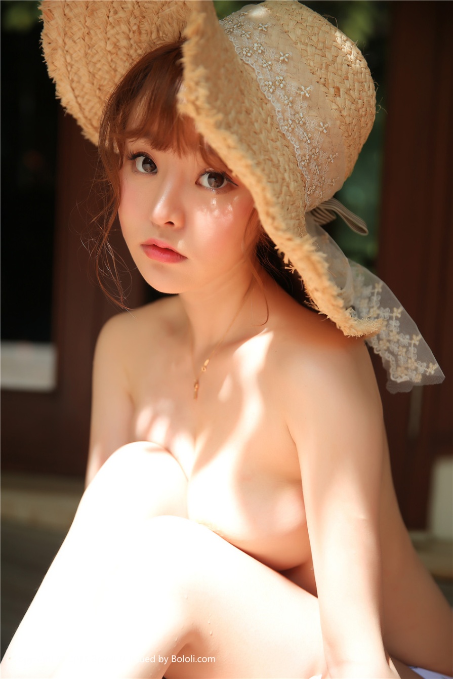 呆萌美女柳侑绮童颜巨乳比基尼写真(第45页)