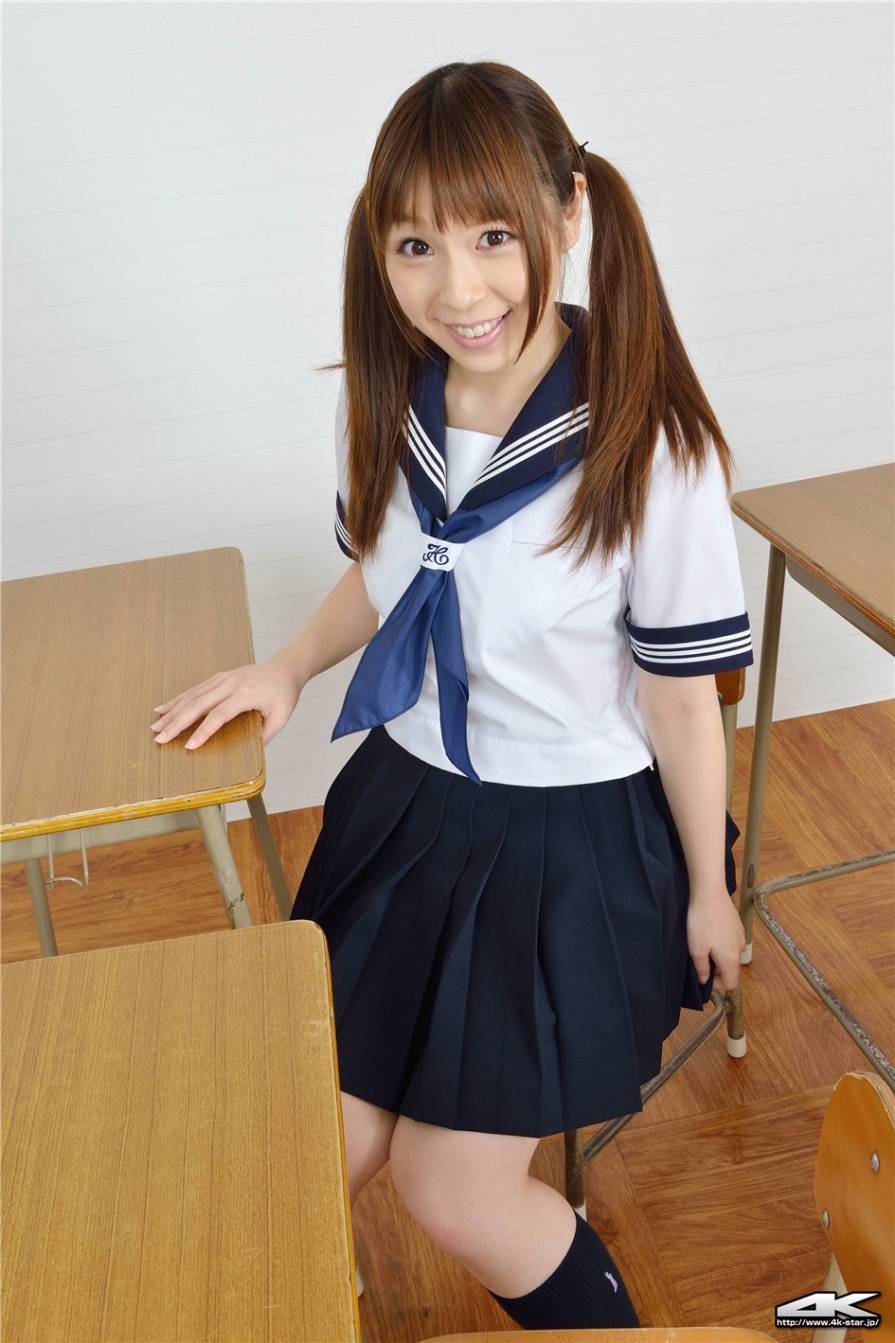 日本少女疋田纱也校服内衣私拍照(第50页)