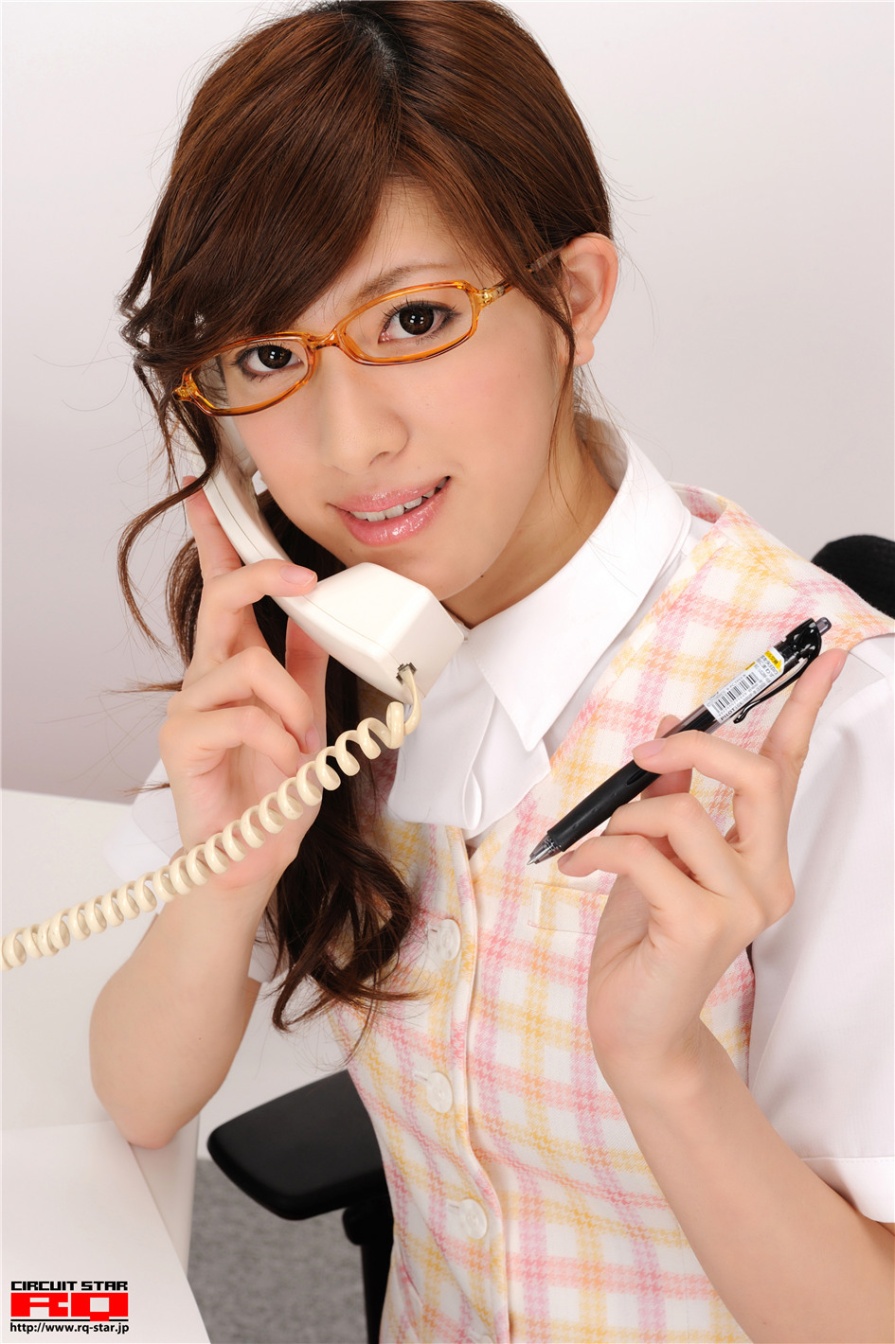  日本美女秘书水乃麻奈短裙美腿诱惑写真(第104页)