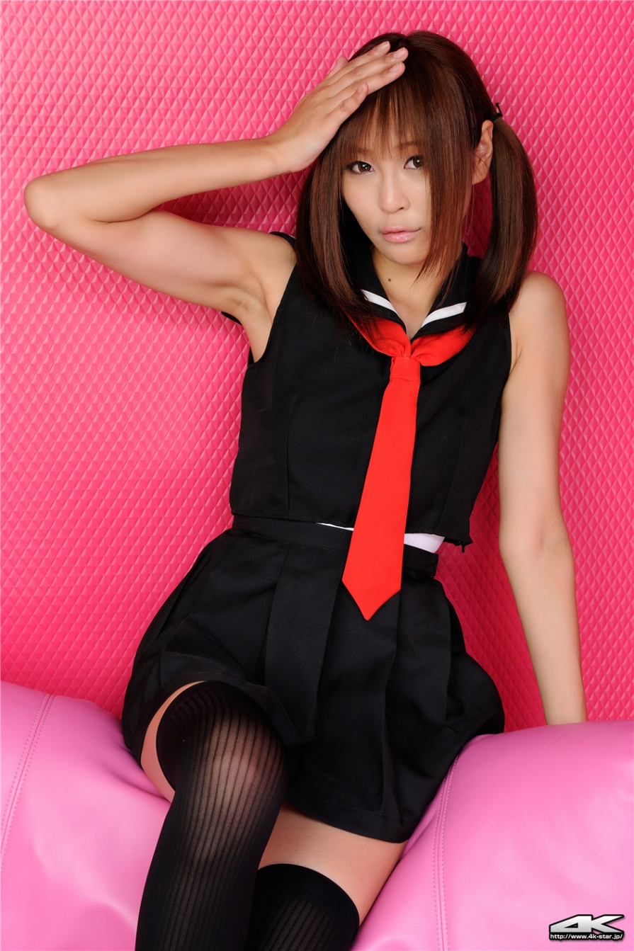 日本女优藤浦惠学生装黑丝袜高跟写真(第4页)