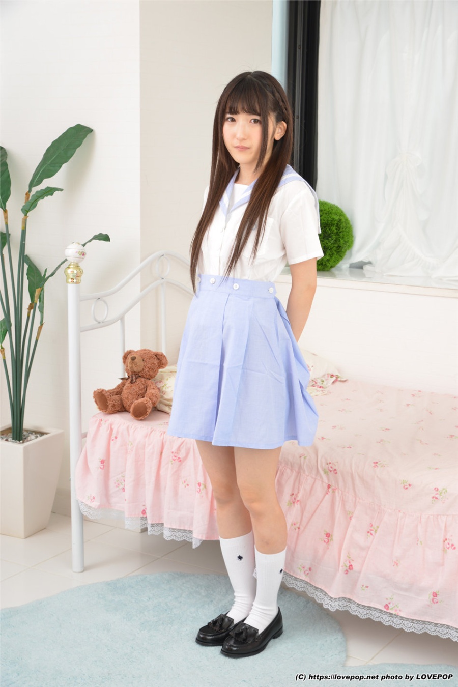 日本美女鵜久森ほ可爱学生妹内衣诱惑写真(第19页)
