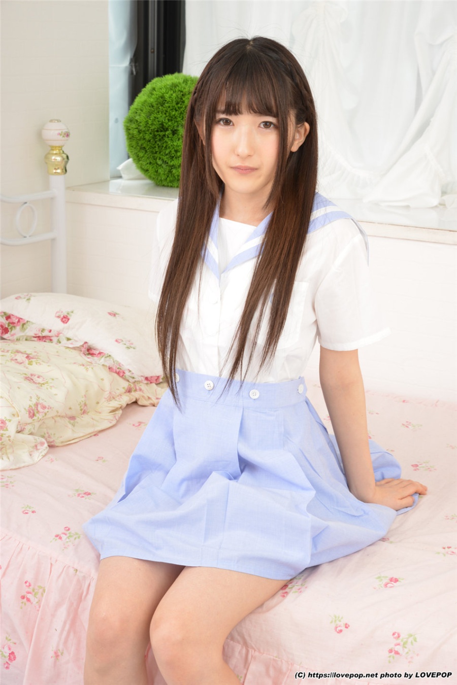 日本美女鵜久森ほ可爱学生妹内衣诱惑写真(第43页)
