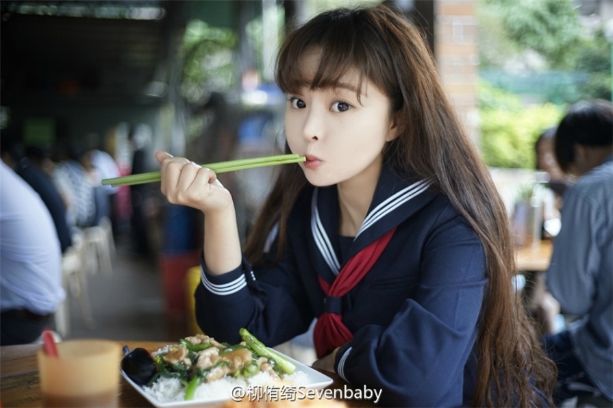 90后童颜巨乳柳侑绮sevenbaby性感生活照(第19页)