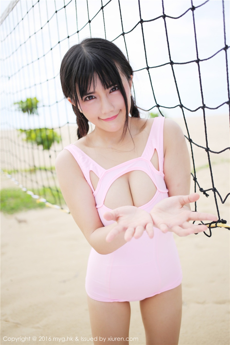 童颜巨乳小萝莉崔乖艺户外大尺度性感写真(第28页)