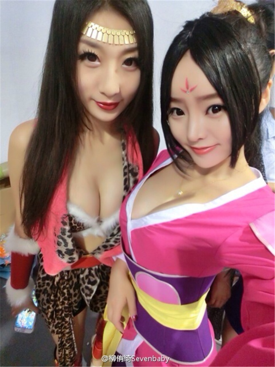 90后童颜巨乳柳侑绮sevenbaby cosplay性感自拍(第20页)