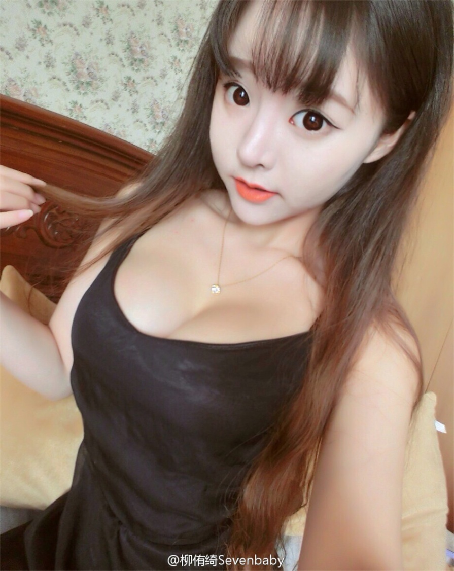 90后童颜巨乳柳侑绮sevenbaby cosplay性感自拍(第35页)