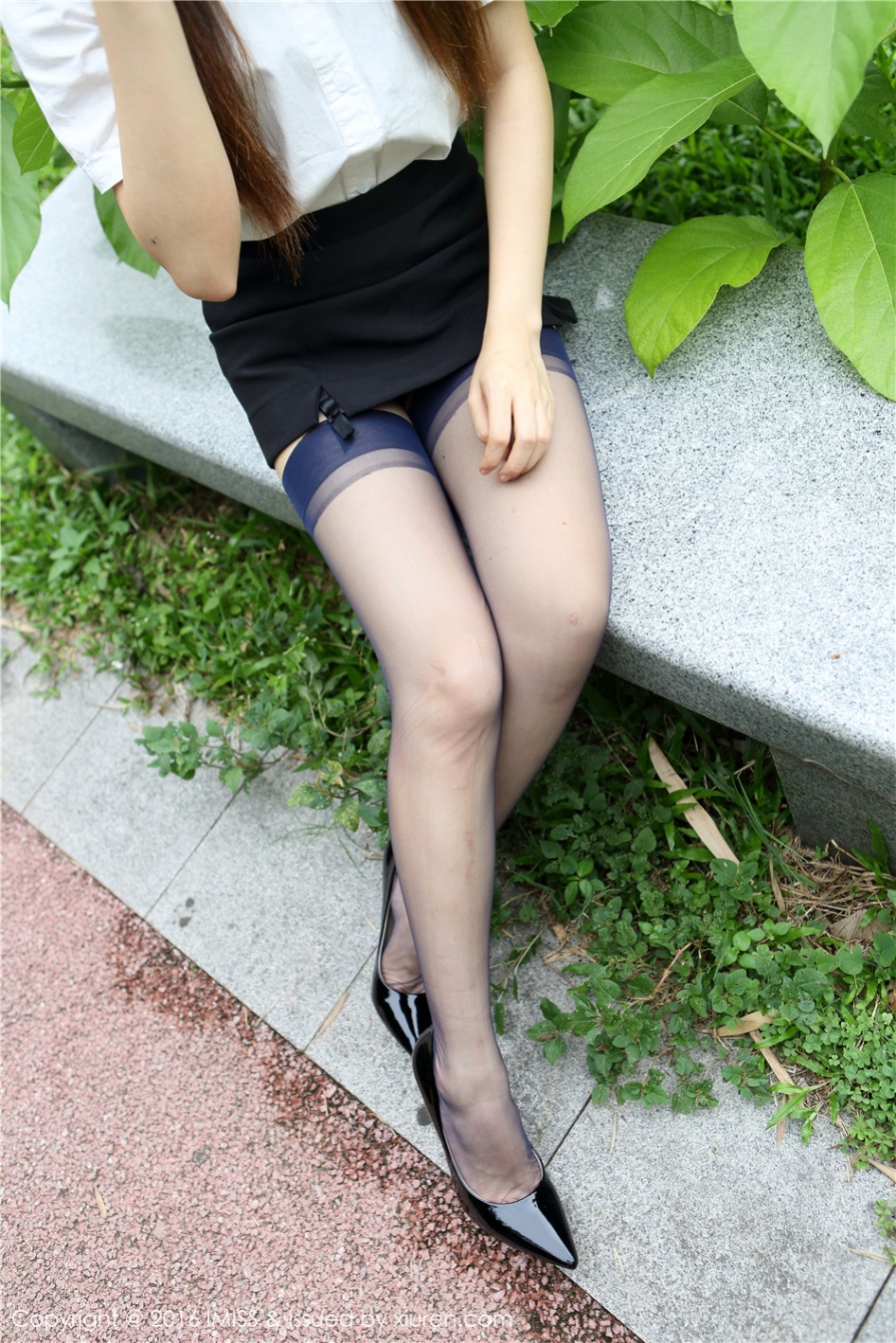 制服美女Winki丝姬OL装美臀玉足特写写真(第150页)