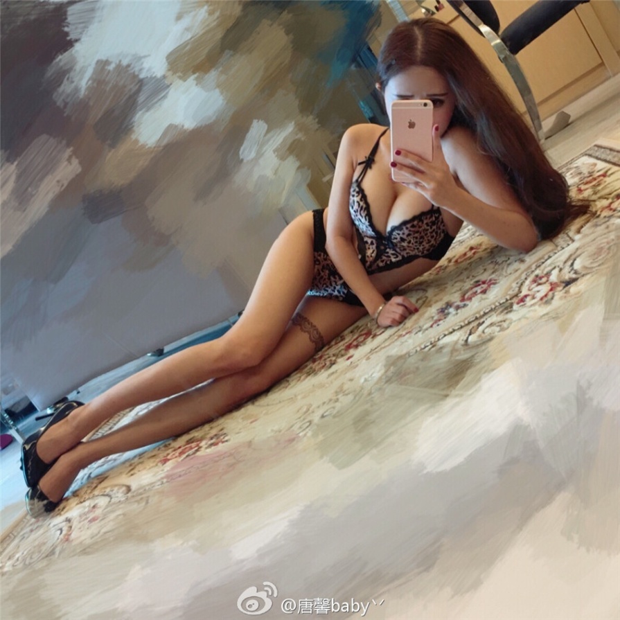 极品风骚美女唐馨baby性感情趣爆乳装酒店私拍照片(第27页)