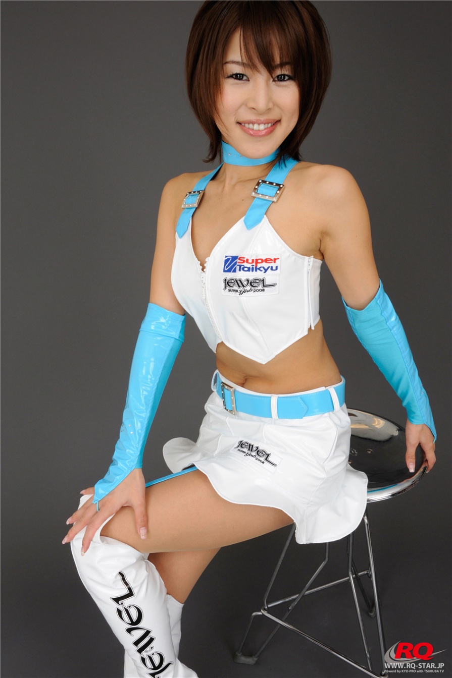 日本赛车女郎栗原海包臀裙白色长靴写真图片(第75页)