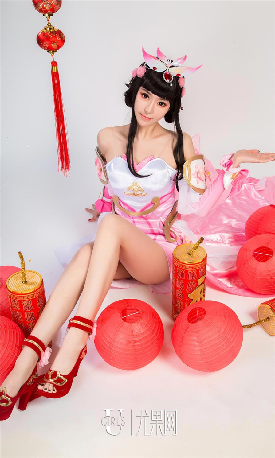 [ugirls尤果网] 极品爆乳美女王者荣耀cosplay高清性感图片(第30页)