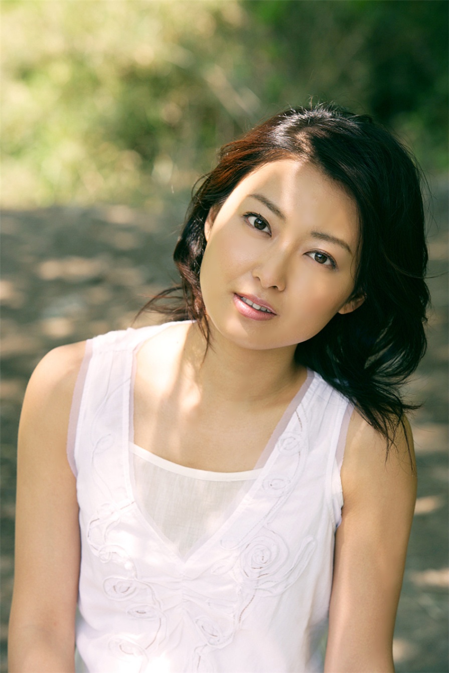 日本少妇山田玲奈户外清纯私拍图片(第26页)