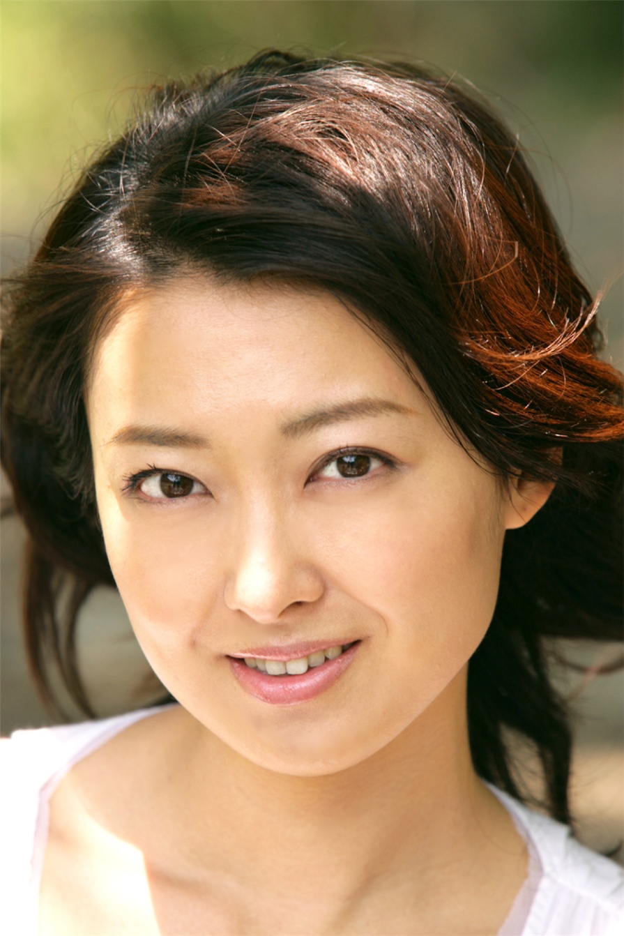 日本少妇山田玲奈户外清纯私拍图片(第31页)
