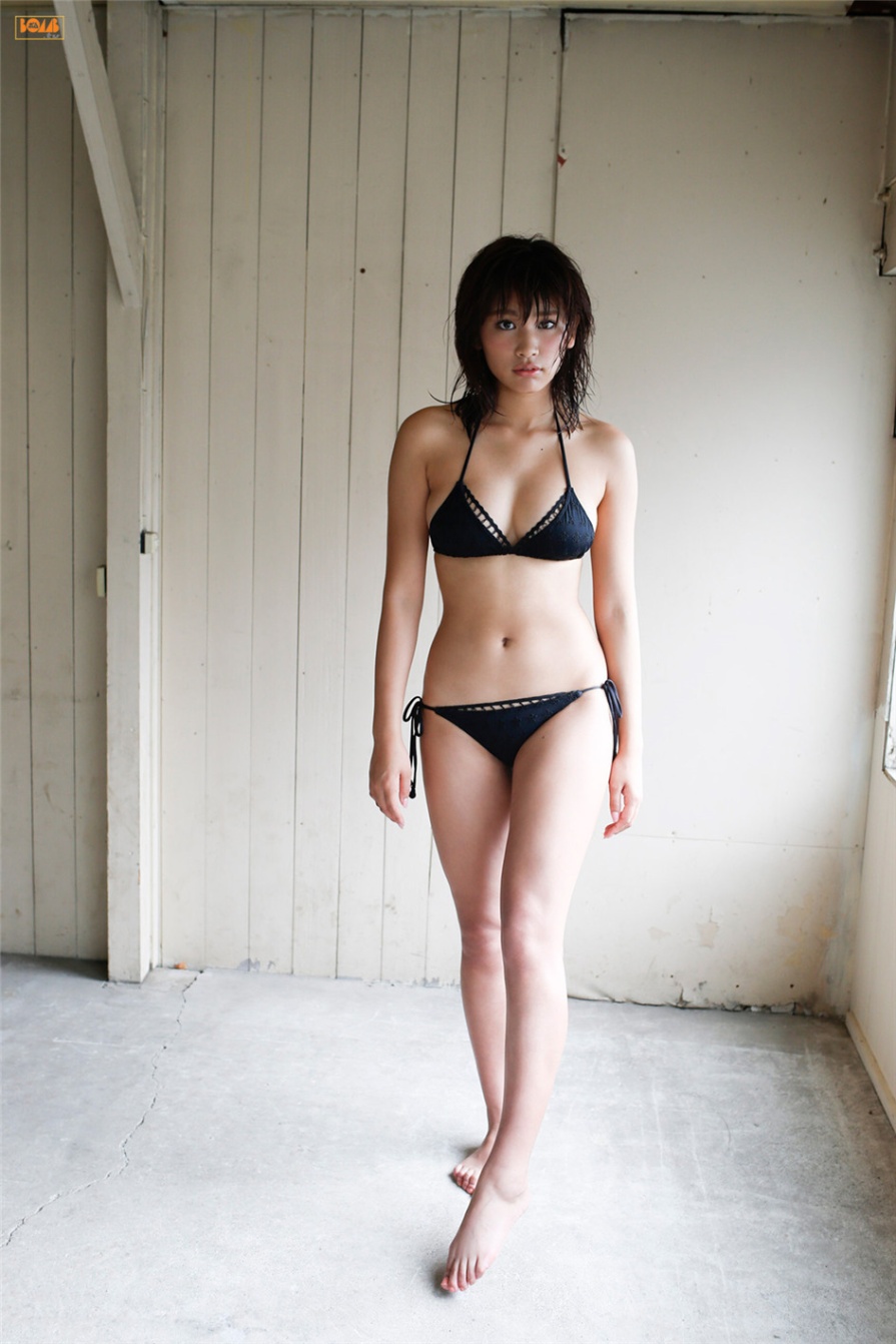 日本美女久松鬱実户外泳装摄影高清大图(第37页)