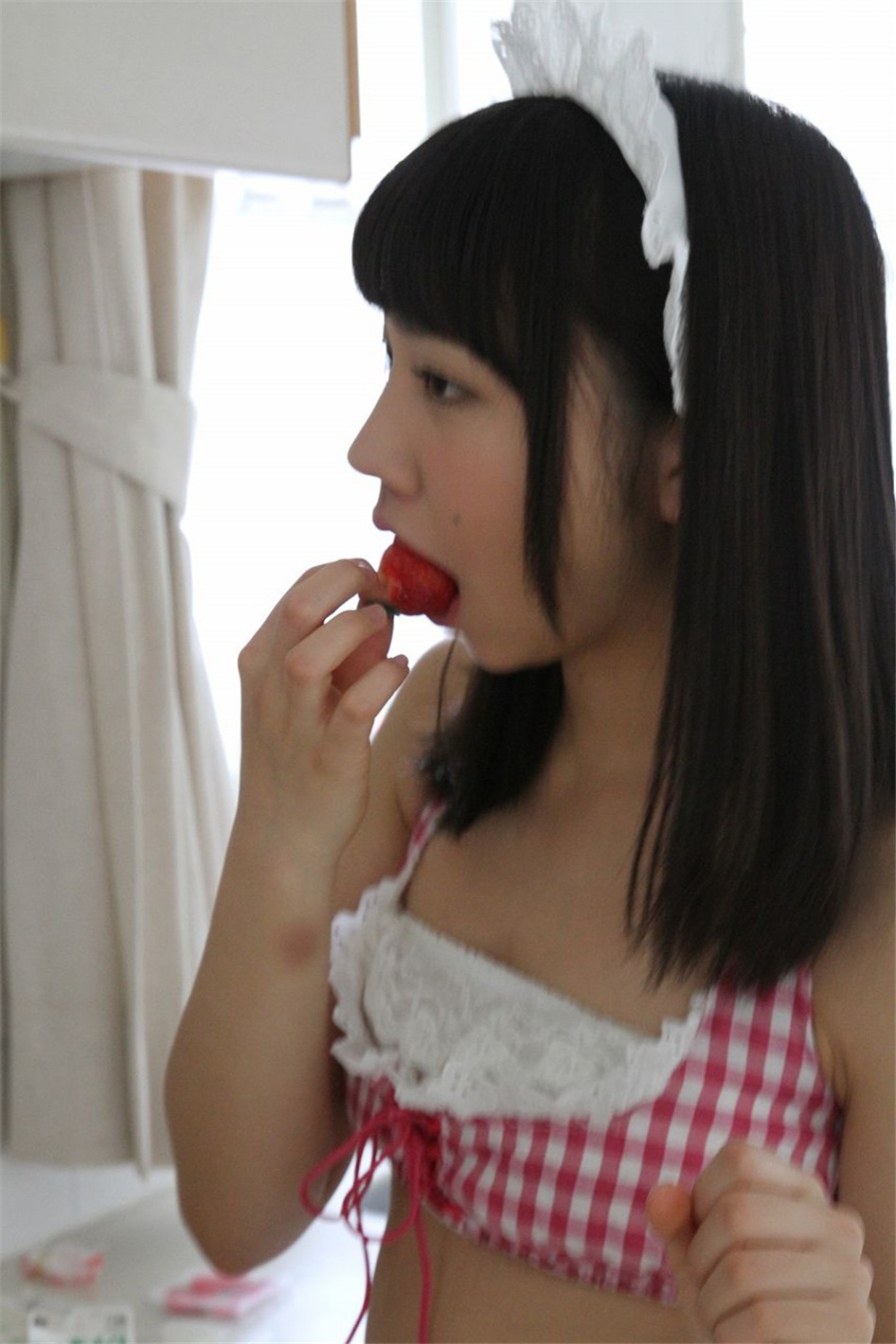 日本少女高岡未來生日吃蛋糕生活照图片(第4页)