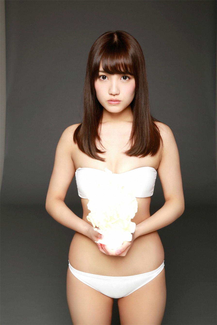 日本女优小嶋真子,加藤玲奈,田野優花,高橋朱里内衣写真图片(第5页)