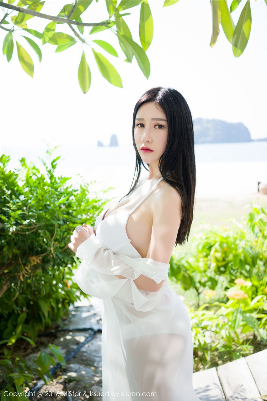 巨乳嫩模于姬Una蕾丝透视睡衣诱惑户外写真图片(第31页)