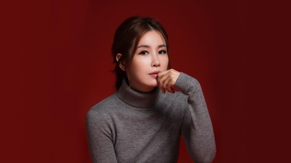 韩国美女李泰兰优雅气质写真(第7页)