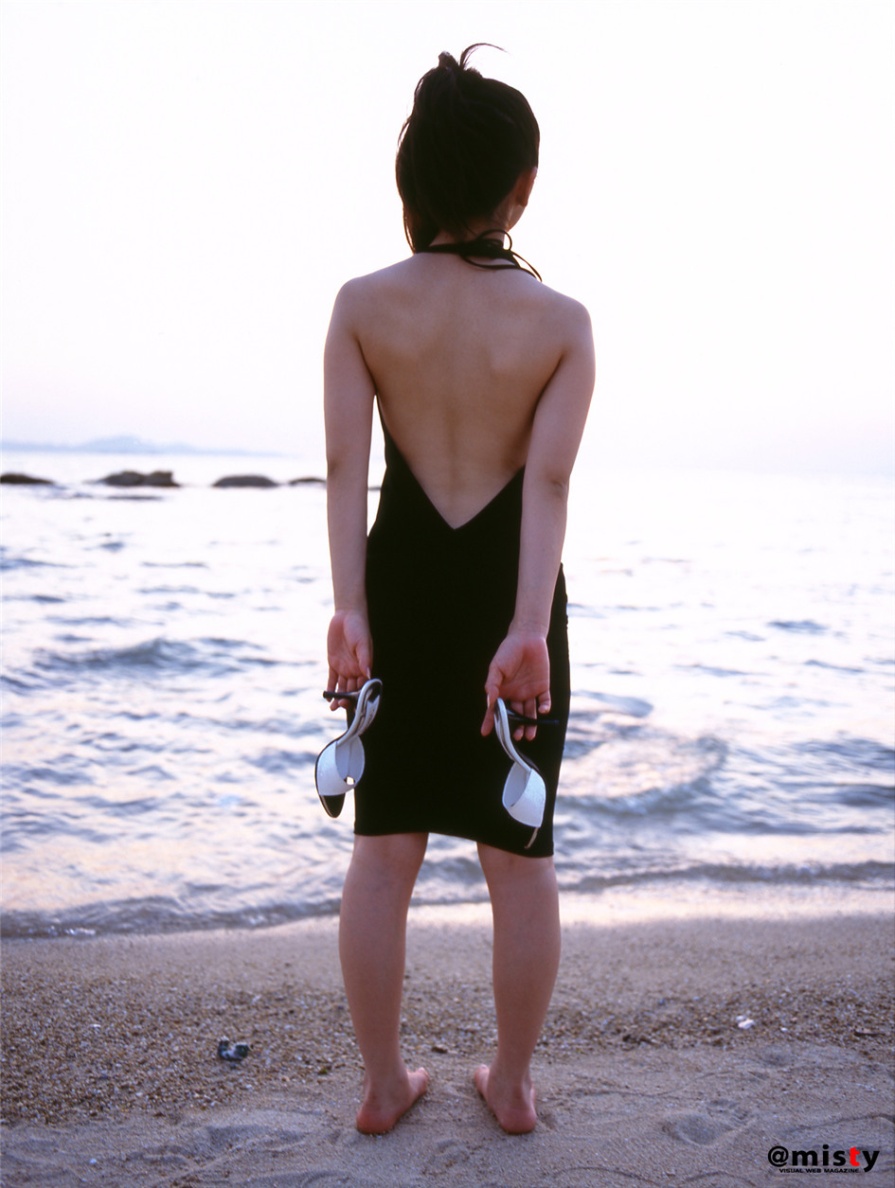[@misty]日本少女泳装嫩模森本さやか海滩摄影图片(第7页)
