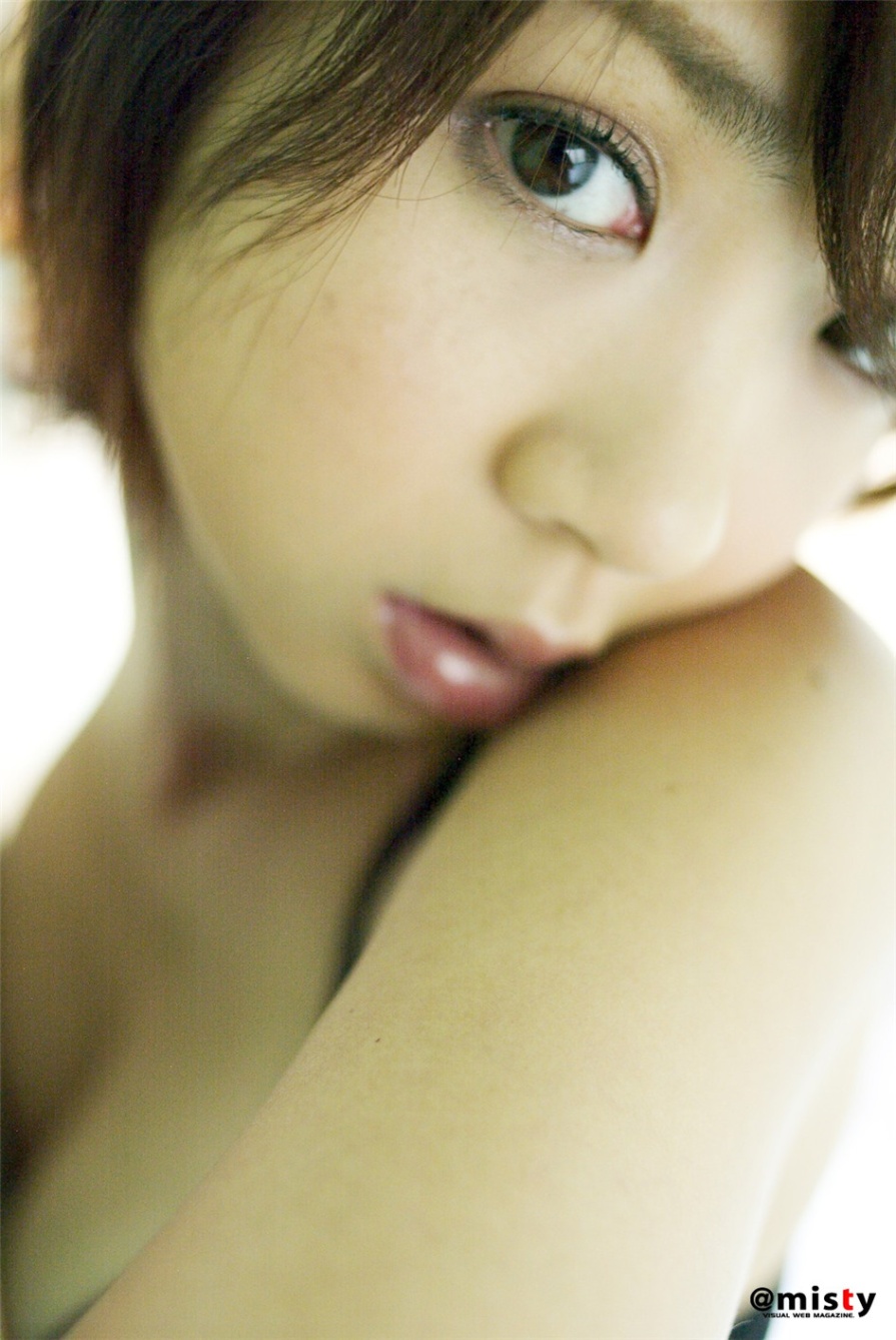 [@misty]短发日本美女ほしのあき童颜巨乳诱惑泳装图片(第37页)