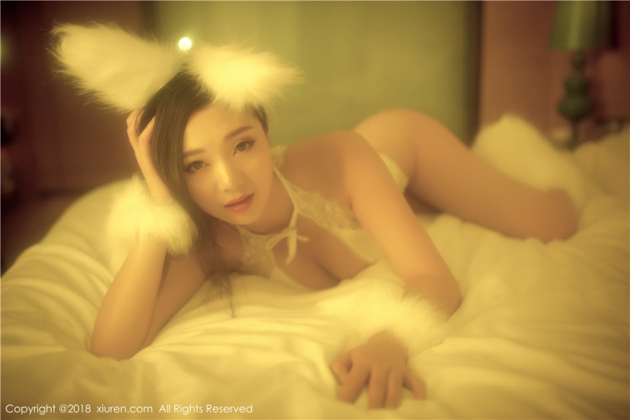 [秀人网] 丰满肥臀兔女郎宋-KiKi破解版性感私房图片欣赏(第37页)