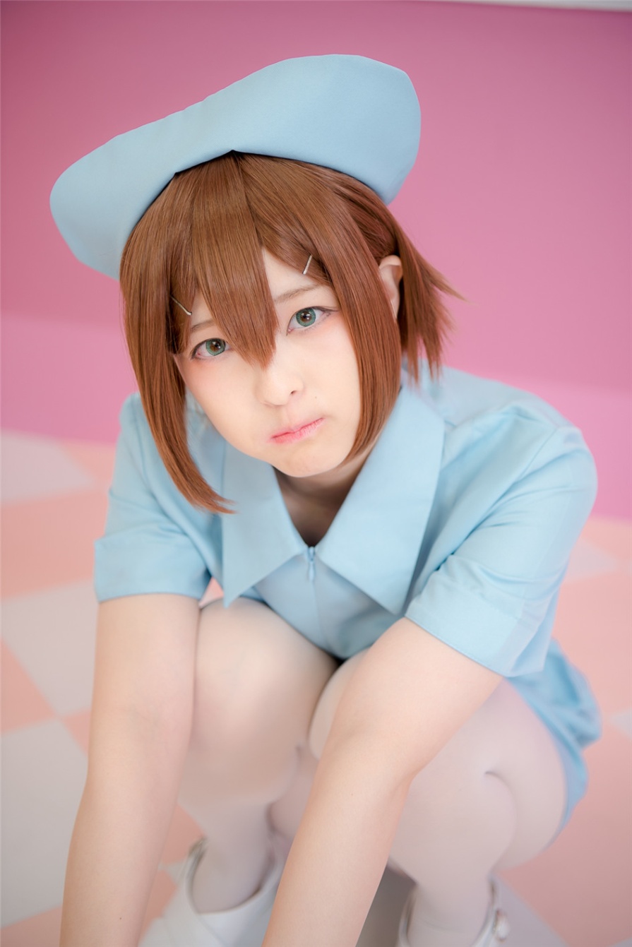 Cosplay写真《美少年部屋》卡哇伊白丝袜护士装图片(第82页)