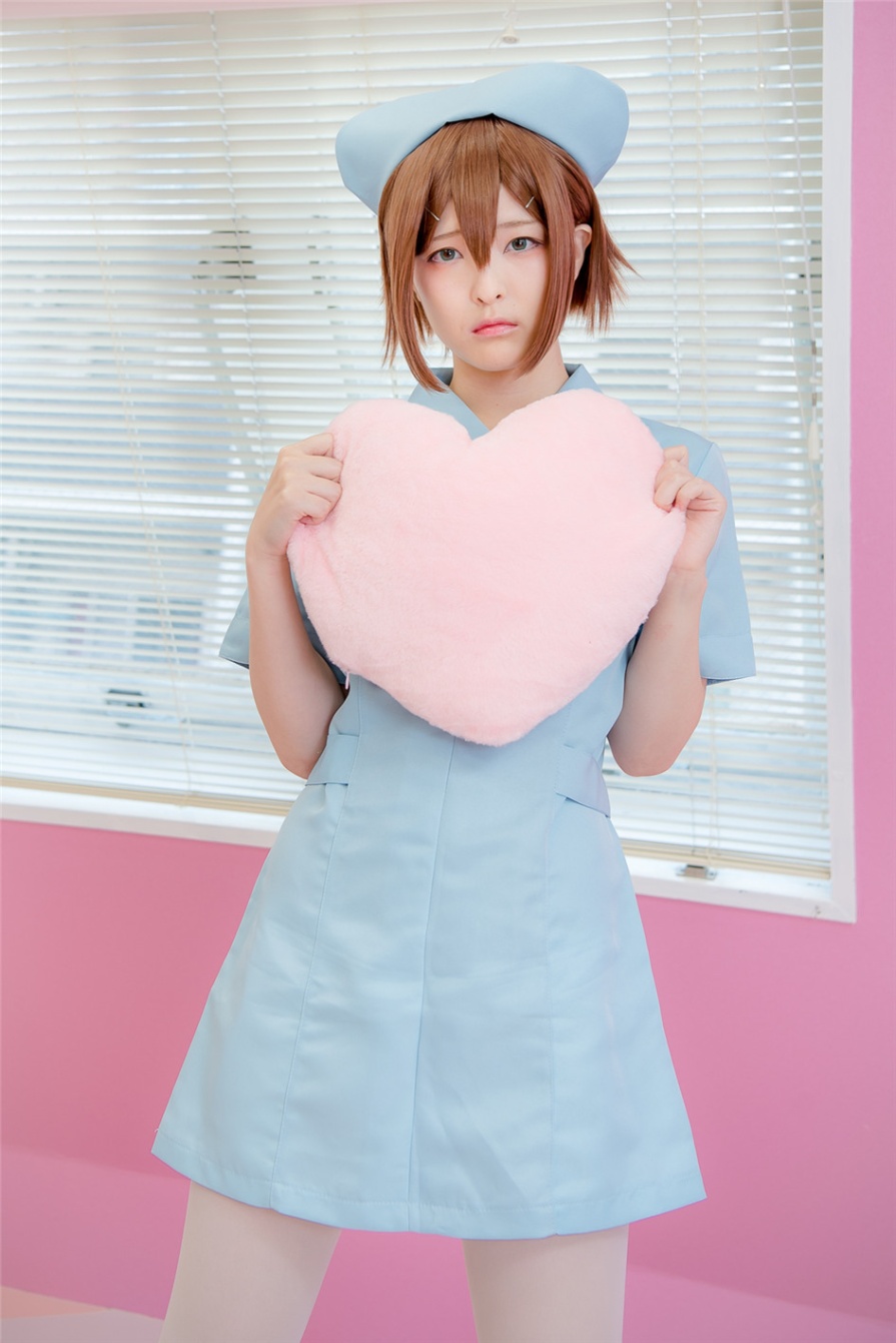 Cosplay写真《美少年部屋》卡哇伊白丝袜护士装图片(第88页)