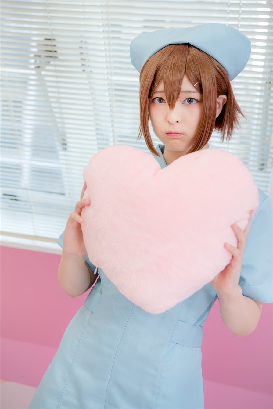 Cosplay写真《美少年部屋》卡哇伊白丝袜护士装图片(第90页)