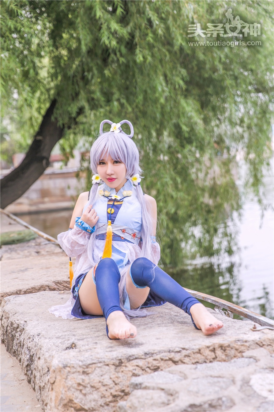 [头条女神] cosplay白发美女欣欣性感美臀写真图片(第8页)