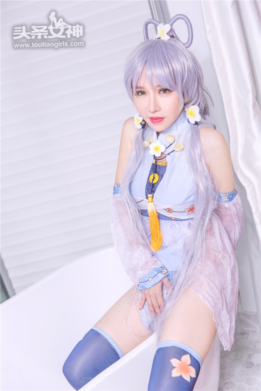 [头条女神] cosplay白发美女欣欣性感美臀写真图片(第11页)