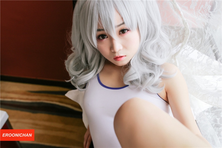 cosplay可爱气质小美女白色泳衣大尺度写真图片(第9页)