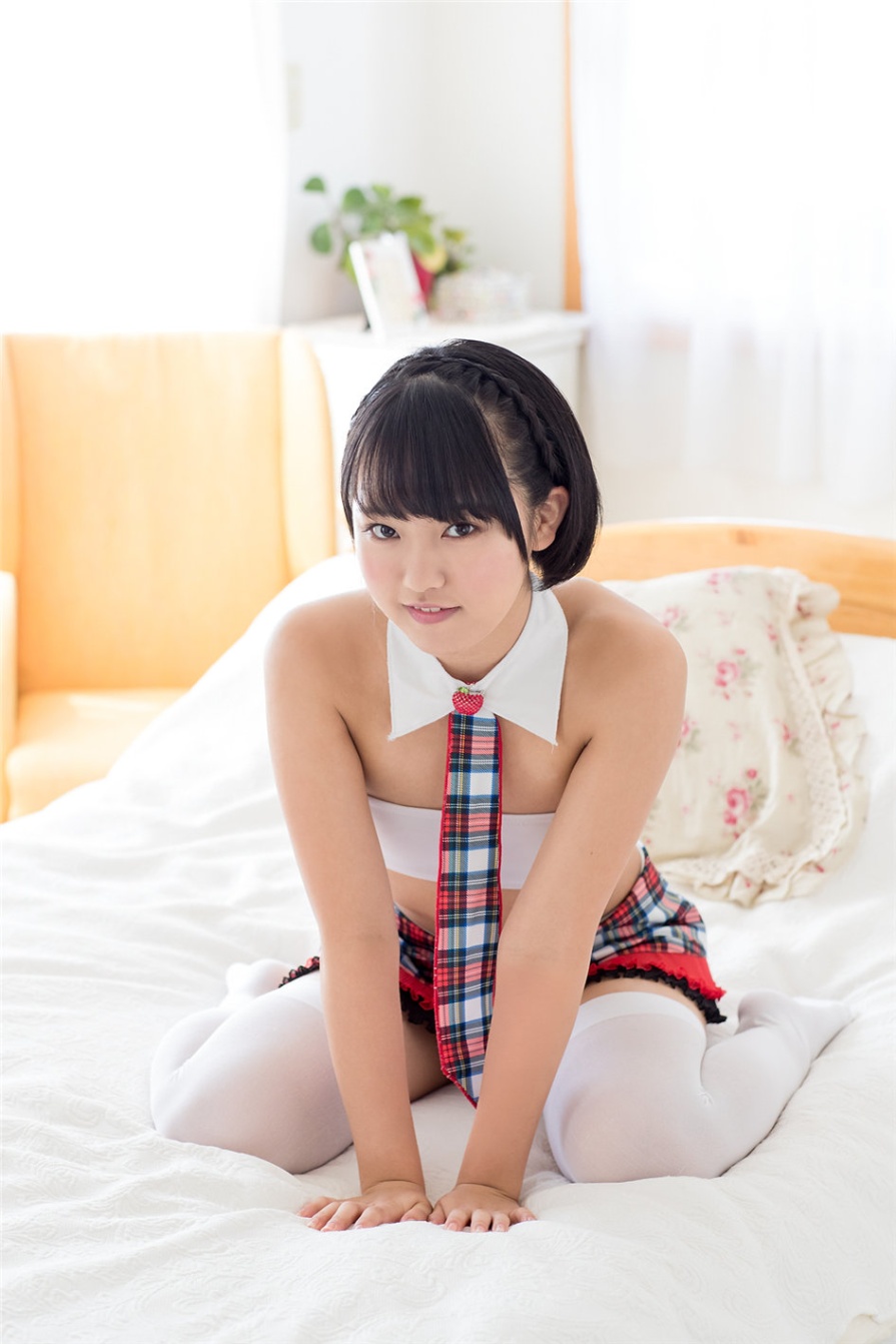 日本美女萝莉香月りお情趣短裙领带写真图片(第4页)