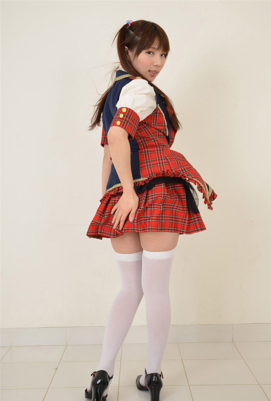  日本萝莉浦野しおり校服装萝莉坐可爱迷人写真(第33页)