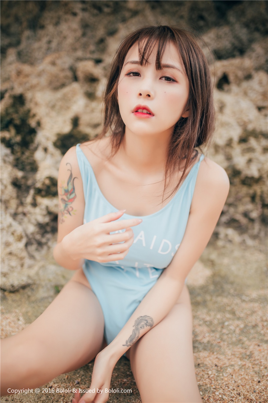 纹身美女夏美酱户外爆乳诱惑写真图片(第38页)