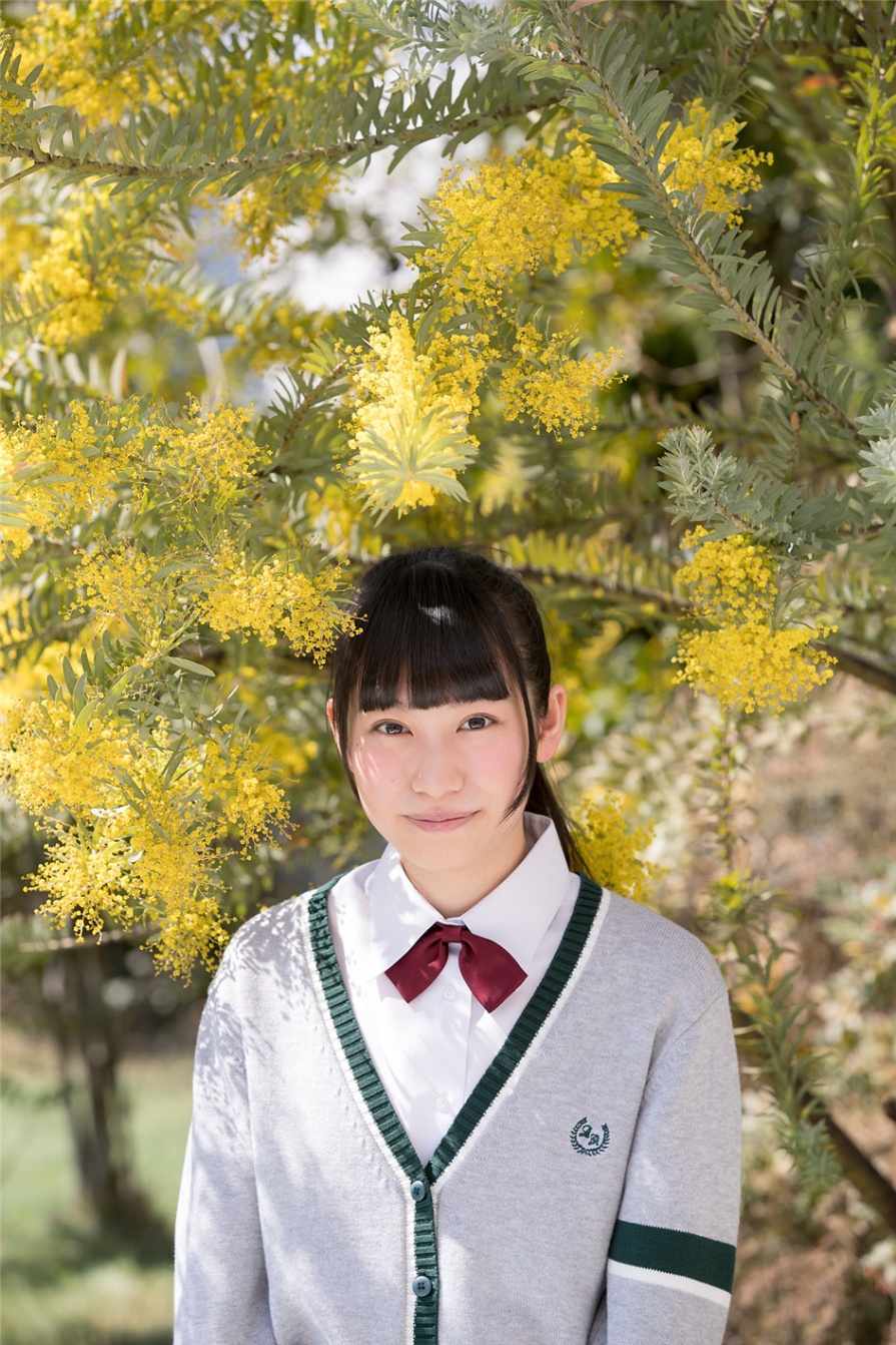 90后日本美女葉月彩菜校服装大尺度私拍图片(第5页)