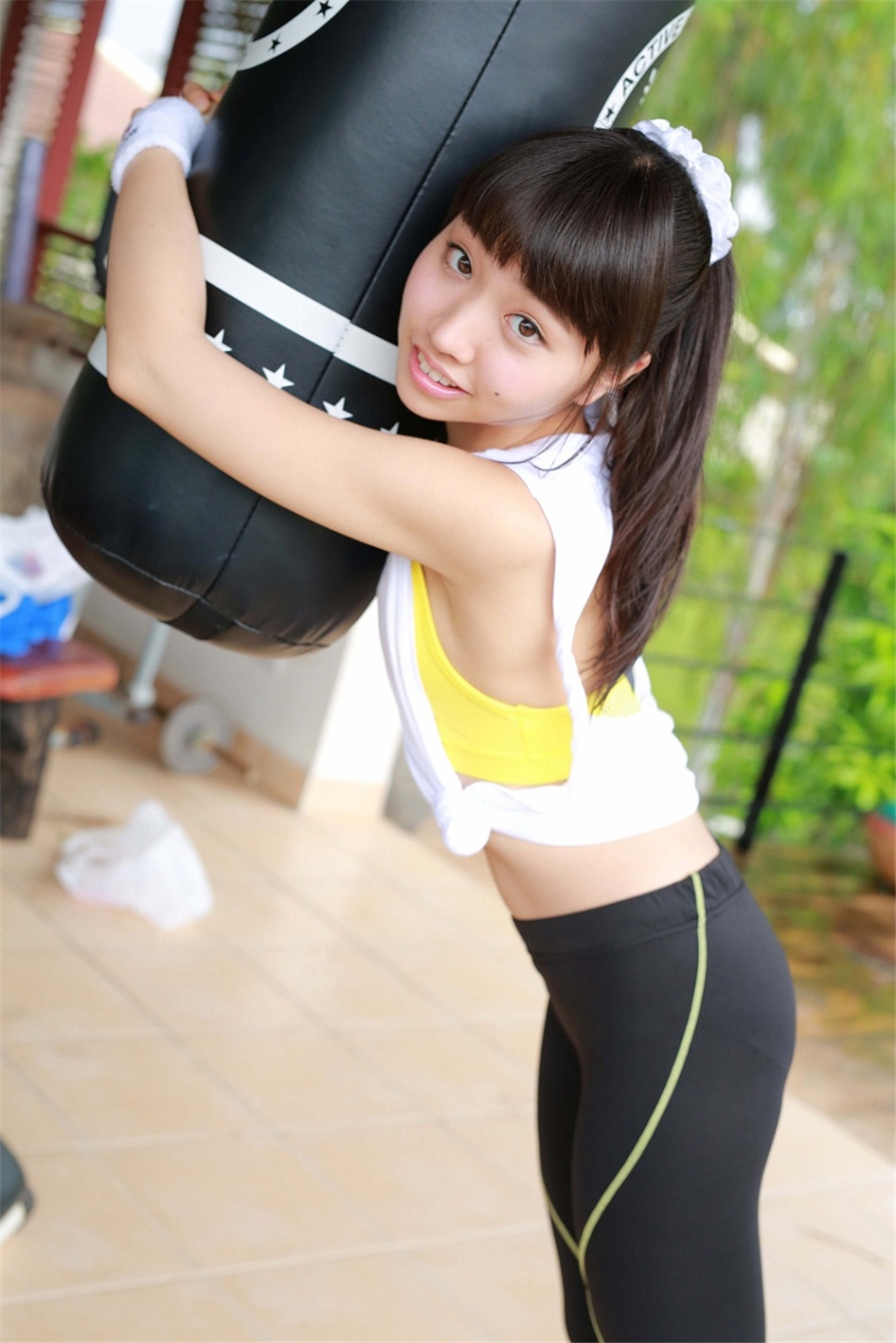 00后日本妹妹高岡未來户外清新写真图片(第54页)
