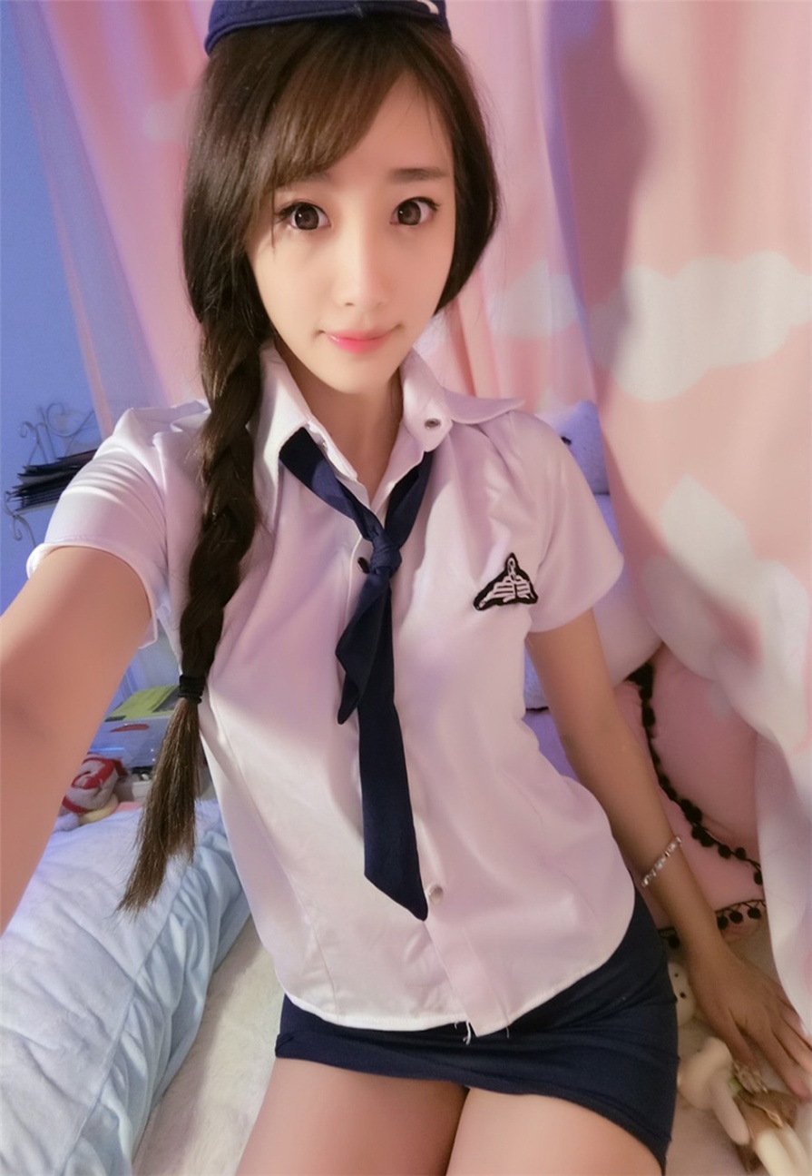 粉嫩美女杨晨晨制服娇乳诱惑(第51页)