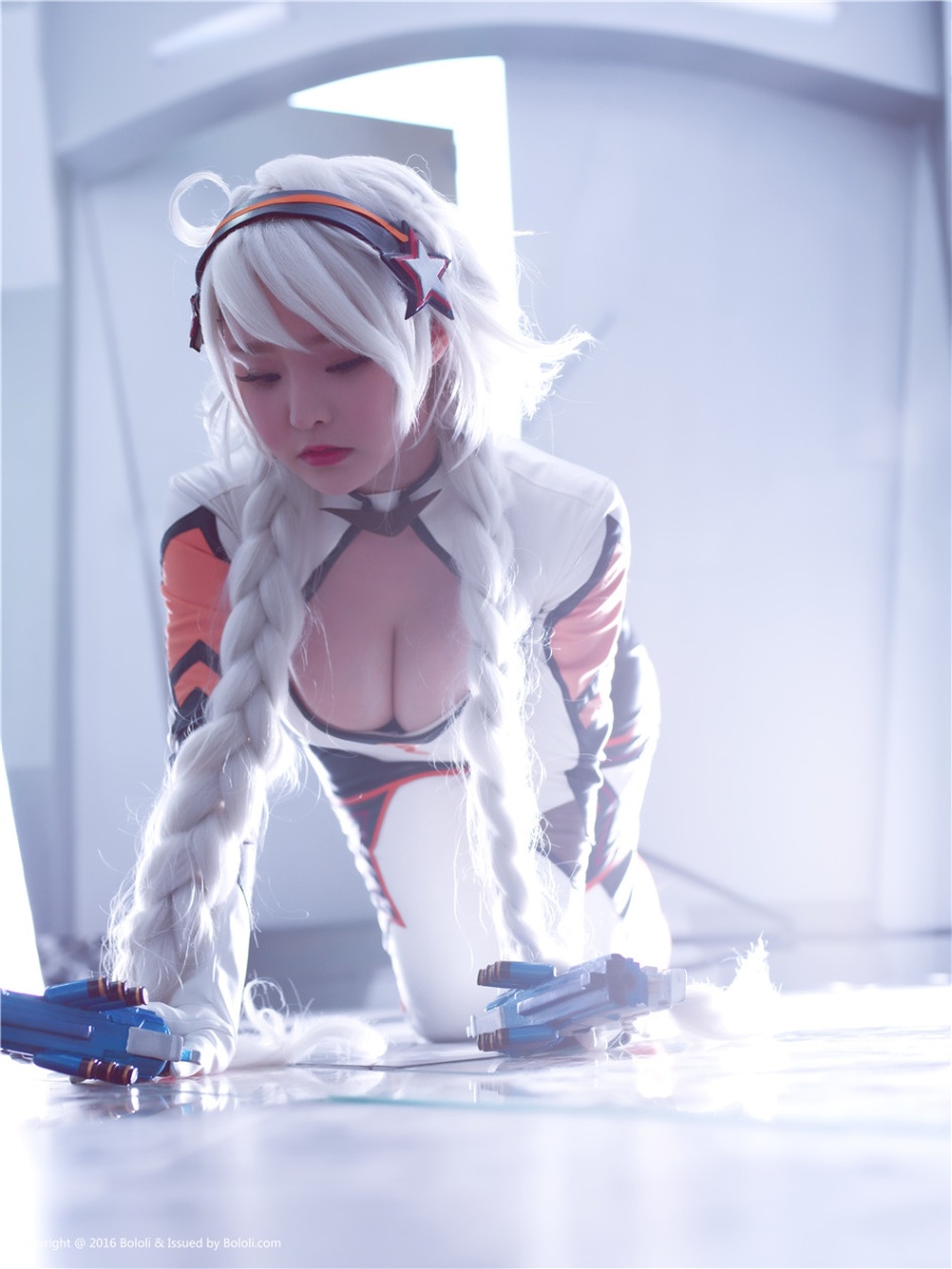 大胸美女柳侑绮崩坏游戏漫展cosplay清纯写真(第13页)