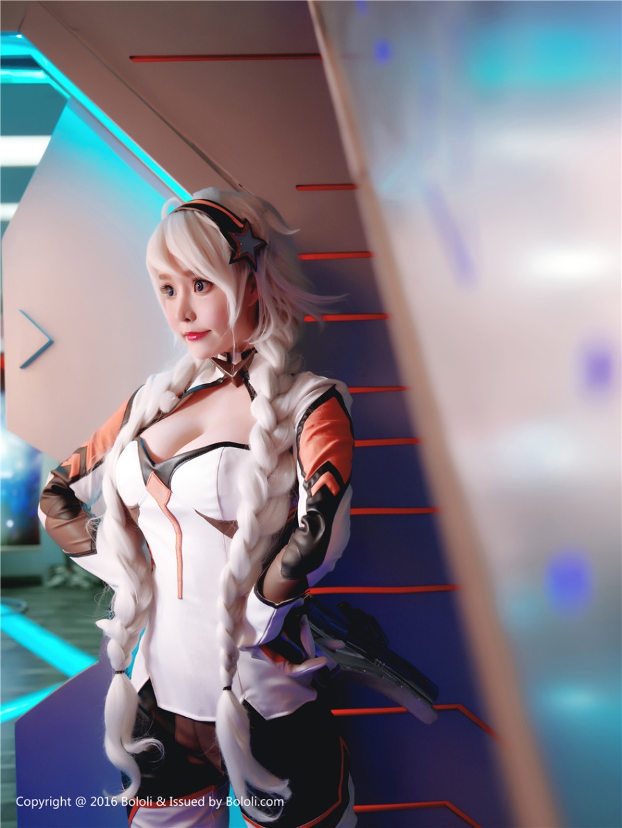 大胸美女柳侑绮崩坏游戏漫展cosplay清纯写真(第14页)