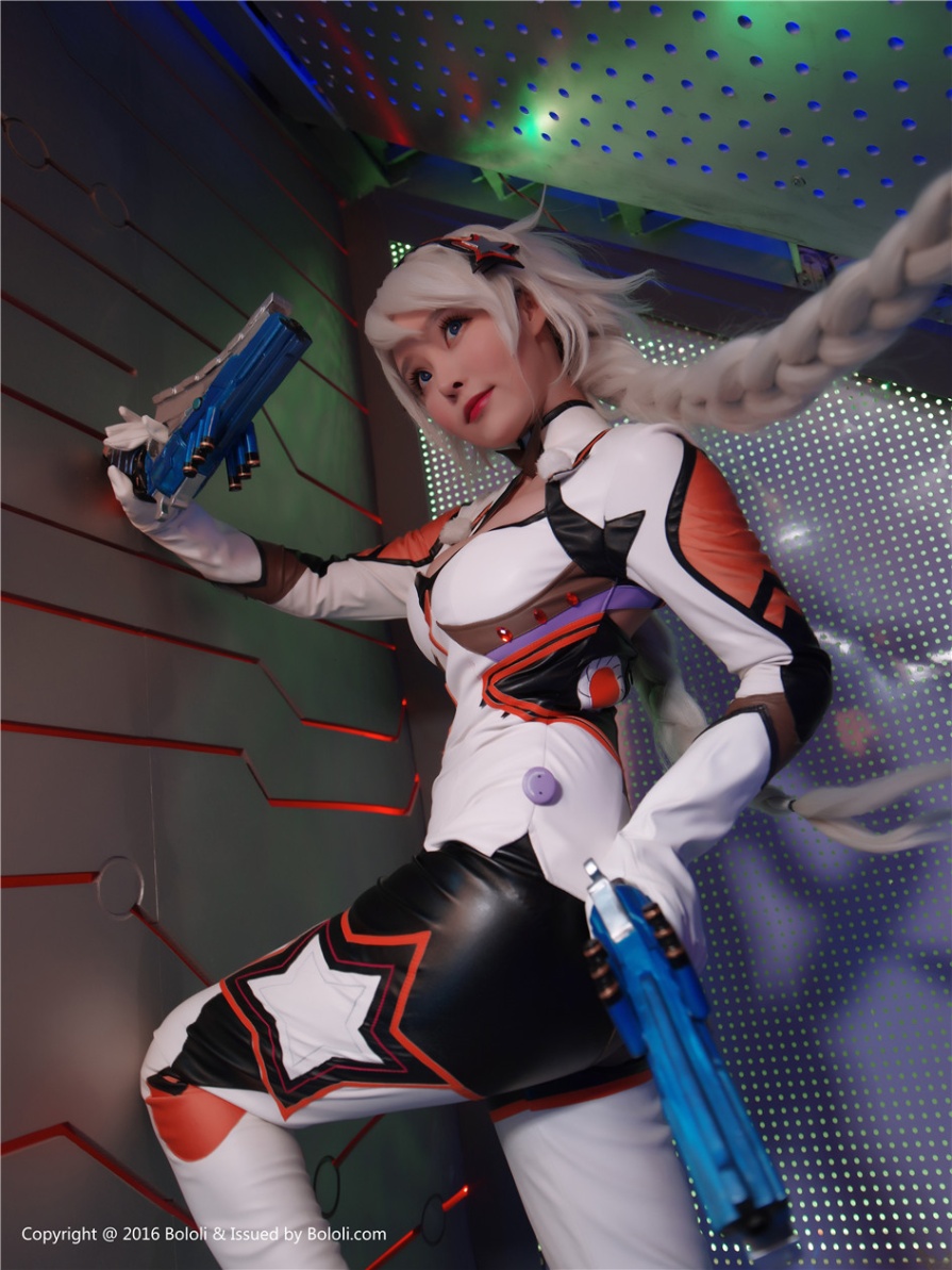 大胸美女柳侑绮崩坏游戏漫展cosplay清纯写真(第17页)