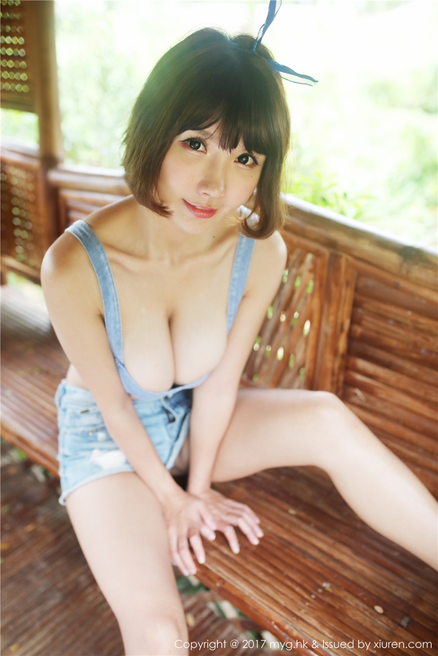 [美媛馆] 大胸美臀嫩模美女晓茜sunny性感牛仔热裤高清写真(第25页)