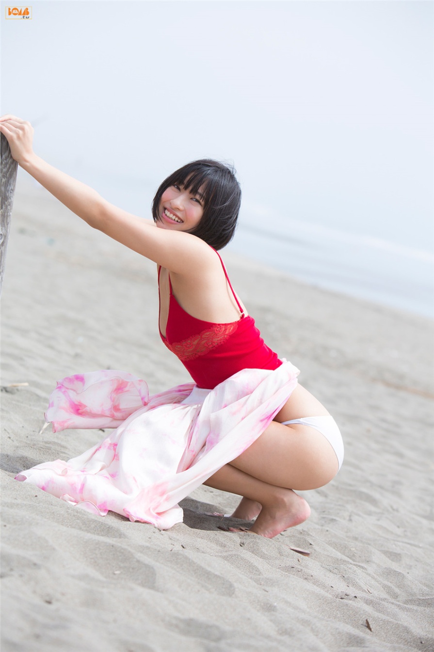 日本少妇倉持由香比基尼美臀诱惑写真图片(第17页)