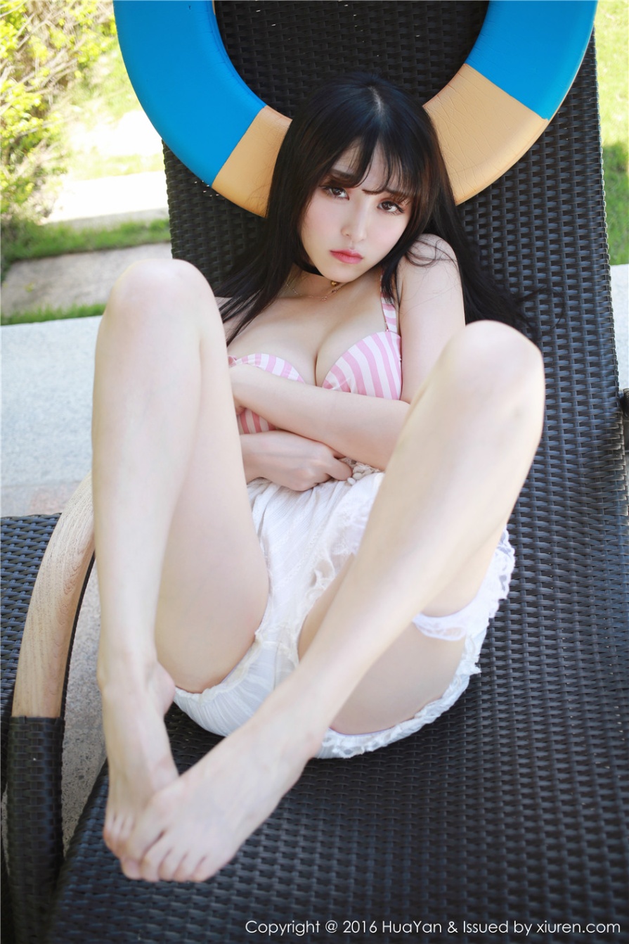 女仆装美女伊小七MoMo丁字裤翘臀诱惑写真图片(第18页)